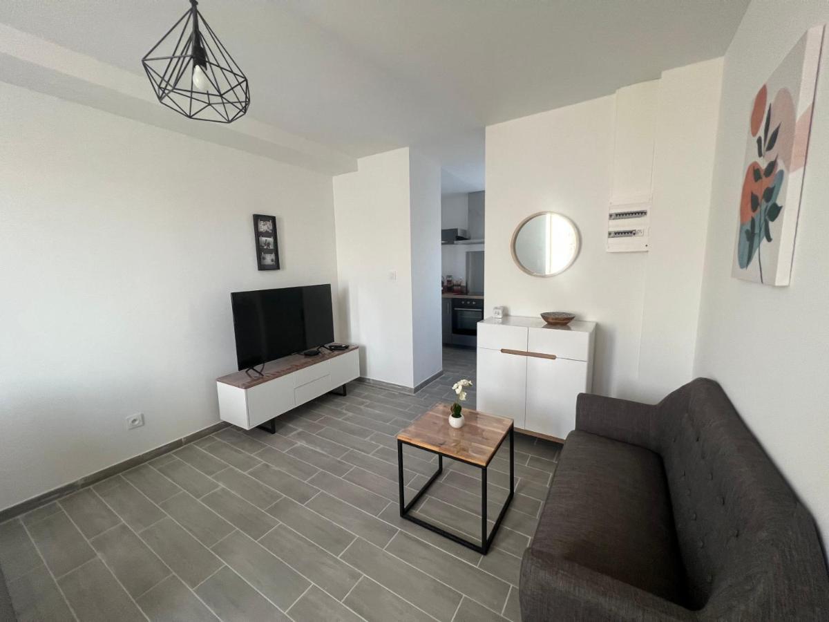 180B - Duplex T2 Tout Confort - Wifi Netflix Le Gond-Pontouvre Exterior foto